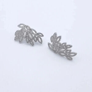 𝅺FLOWER Stud Earrings